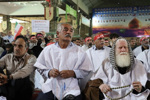 نماز جمعه پر صلابت اهواز به امامت نماینده ولی فقیه در خوزستان