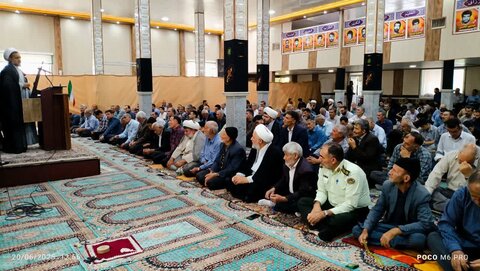 تصاویر/ اقامه نماز جمعه شهر کشاورز
