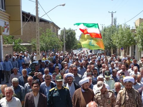 تصاویر/ حضور پرشور و دشمن شکن مردم انقلابی چهاربرج در راهپیمایی جمعه خشم و نصر