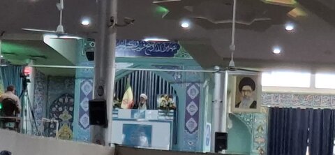 تصاویر/حضور پر شور طلاب و کادر و اساتید مدرسه علمیه الزهرا (س) اراک در جمعه های خشم