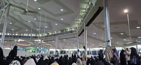 تصاویر/حضور پر شور طلاب و کادر و اساتید مدرسه علمیه الزهرا (س) اراک در جمعه های خشم