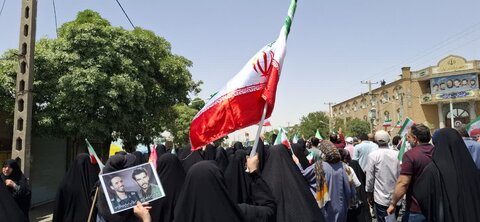 تصاویر/حضور پر شور طلاب و کادر و اساتید مدرسه علمیه الزهرا (س) اراک در جمعه های خشم