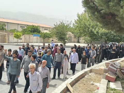 تصاویر/ نماز جمعه و راهپیمایی مردم گلباف