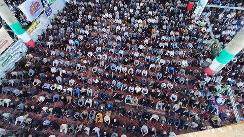 تصاویر حضور پرشور مردم ولایت مدار نورآباد در نماز جمعه