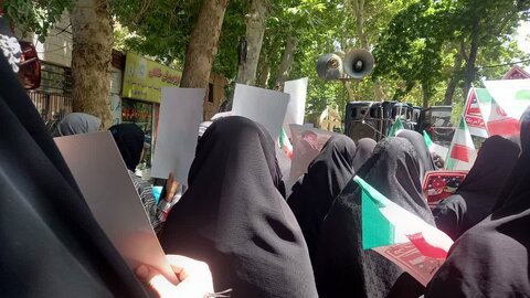 تصاویر/حضور طلاب مدرسه علمیه فاطمیه محلات در راهپیمایی علیه رژیم منحوس صهیونیستی