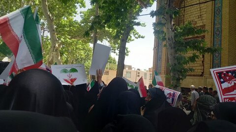 تصاویر/حضور طلاب مدرسه علمیه فاطمیه محلات در راهپیمایی علیه رژیم منحوس صهیونیستی