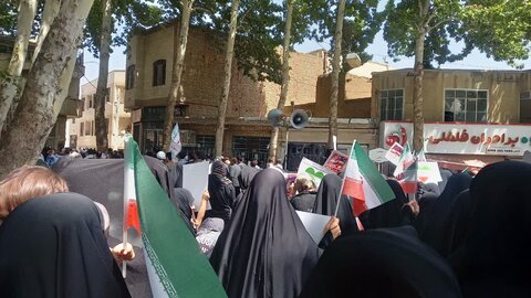 تصاویر/حضور طلاب مدرسه علمیه فاطمیه محلات در راهپیمایی علیه رژیم منحوس صهیونیستی