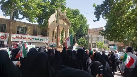 تصاویر/حضور طلاب مدرسه علمیه فاطمیه محلات در راهپیمایی علیه رژیم منحوس صهیونیستی