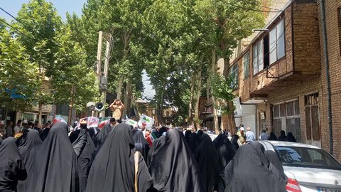 تصاویر/حضور طلاب مدرسه علمیه فاطمیه محلات در راهپیمایی علیه رژیم منحوس صهیونیستی