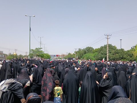 تصاویر/حضور طلاب موسسه آموزش عالی ریحانه الرسول (س)ساوه در راهپیمایی جمعه های خشم