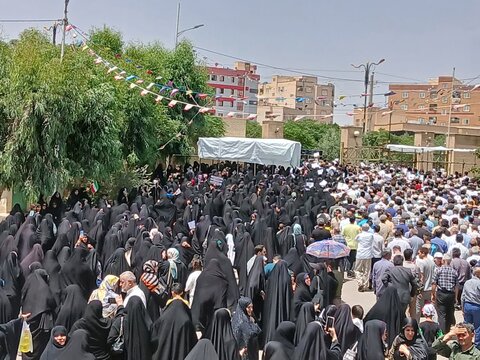 تصاویر/حضور طلاب موسسه آموزش عالی ریحانه الرسول (س)ساوه در راهپیمایی جمعه های خشم