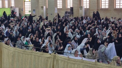 نماز جمعه گناوه به روایت تصویر