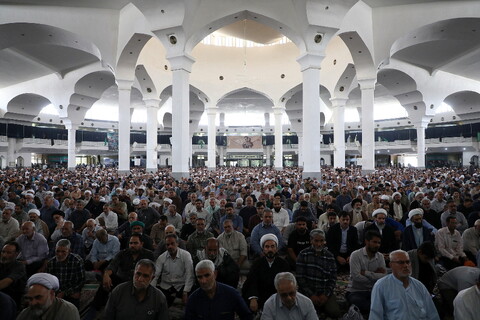 تصاویر/  تشییع 5 شهید استان قم در حملات رژیم صهیونیستی در راهپیمای جمعه های "خشم و نصر"