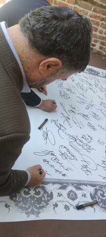 تصاویر/ امضای بیانیه محکومیت تجاوزات رژیم صهیونیستی و حمایت از رهبر انقلاب و نیروهای نظامی در نماز جمعه های اهل سنت آذربایجان غربی