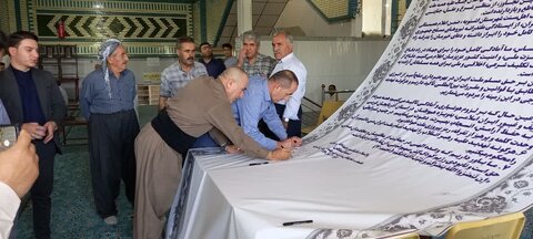 تصاویر/ امضای بیانیه محکومیت تجاوزات رژیم صهیونیستی و حمایت از رهبر انقلاب و نیروهای نظامی در نماز جمعه های اهل سنت آذربایجان غربی