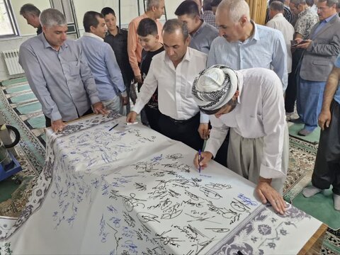 تصاویر/ امضای بیانیه محکومیت تجاوزات رژیم صهیونیستی و حمایت از رهبر انقلاب و نیروهای نظامی در نماز جمعه های اهل سنت آذربایجان غربی