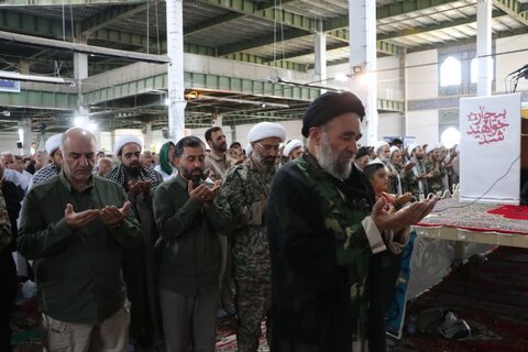 تصاویر اقامه نماز جمعه و راهپیمایی جمعه خشم در بروجرد