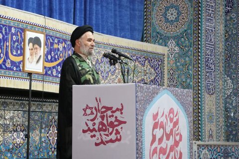 تصاویر اقامه نماز جمعه و راهپیمایی جمعه خشم در بروجرد