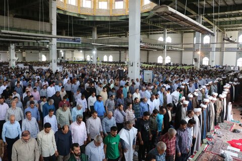 تصاویر اقامه نماز جمعه و راهپیمایی جمعه خشم در بروجرد