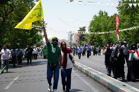 تصاویر / خروش اقشار مختلف مردم تهران در نماز جمعه نصر امروز