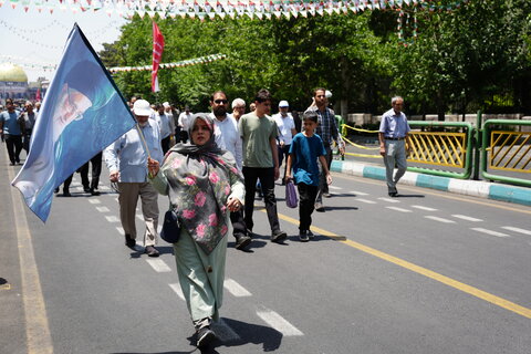 تصاویر / خروش اقشار مختلف مردم تهران در نماز جمعه نصر امروز