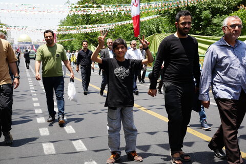 تصاویر / خروش اقشار مختلف مردم تهران در نماز جمعه نصر امروز