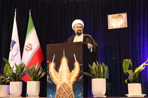 تصاویر / نماز جمعه از قاب دوربین خبرگزاری حوزه قزوین