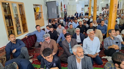 تصاویر/ اقامه نماز جمعه شهرستان عجب شیر