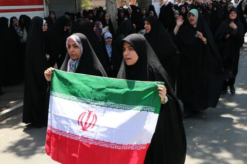 تصاویر / حضور پرشور مردم قزوین  در راهپیمایی جمعه «خشم ونصر »