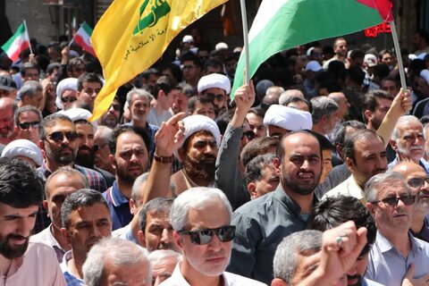 تصاویر / حضور پرشور مردم قزوین  در راهپیمایی جمعه «خشم ونصر »