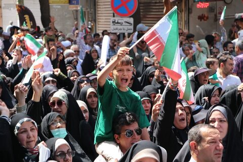 تصاویر / حضور پرشور مردم قزوین  در راهپیمایی جمعه «خشم ونصر »