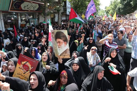 تصاویر / حضور پرشور مردم قزوین  در راهپیمایی جمعه «خشم ونصر »