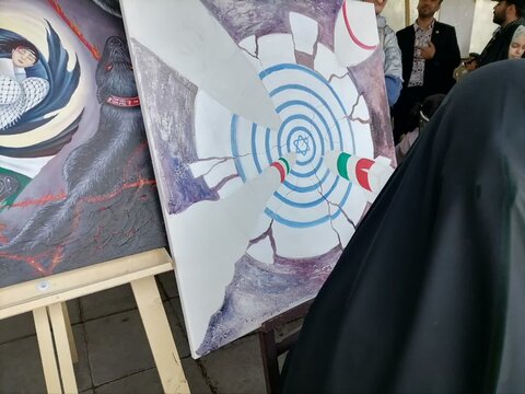 تصاویری از حضور طلاب مدرسه علمیه  تخصصی ریحانه النبی (س)اراک در نماز جمعه و راهپیمایی جمعه خشم و نصر