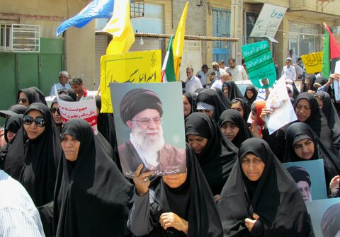 تصاویر/ راهپیمایی خشم و نصر در بندر دیر