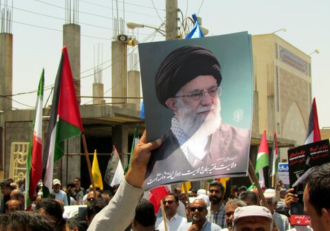 تصاویر/ راهپیمایی خشم و نصر در بندر دیر