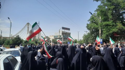 تصاویر/خروش مردم شهرستان  شازند در محکومیت تجاوز به ایران
