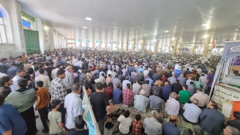 حضور پر شکوه مردم زاهدان در نماز جمعه خشم و نصر
