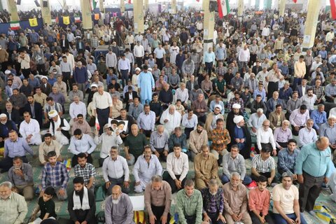 حضور پر شکوه مردم زاهدان در نماز جمعه خشم و نصر