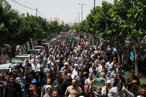 تصاویر / تشییع پیکر مطهر11 شهید تجاوز رژیم صهیونیستی  در اصفهان