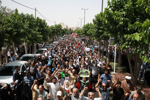 تصاویر / تشییع پیکر مطهر11 شهید تجاوز رژیم صهیونیستی  در اصفهان