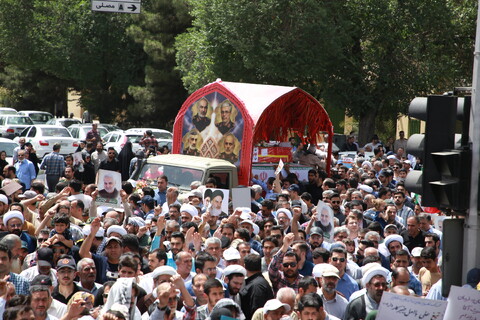 تصاویر / تشییع پیکر مطهر11 شهید تجاوز رژیم صهیونیستی  در اصفهان