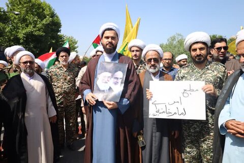 حضور اساتید ، طلاب و مبلغین شرق مازندران در راهپیمایی جمعه های خشم و نصر) و مراسم تشییع شهدای عزت و اقتدار