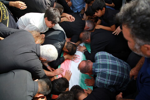 تصاویر/ مراسم تشییع و تدفین سردار شهید رسول شاکری