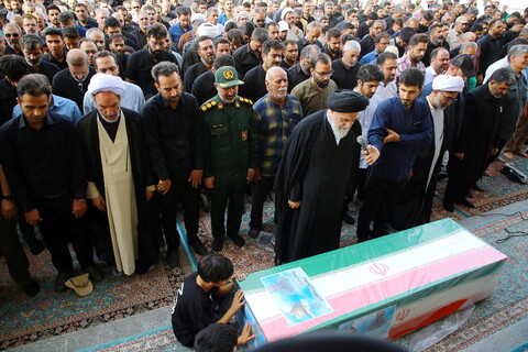 تصاویر/ مراسم تشییع و تدفین سردار شهید رسول شاکری