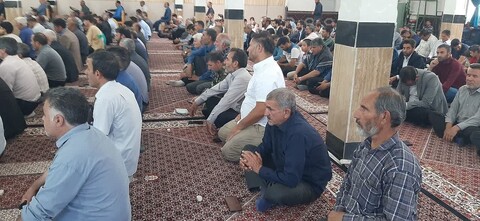 تصاویر/ اقامه نماز جمعه شهرستان دندی