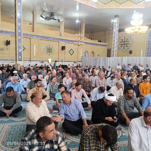 تصاویر/ اقامه نماز جمعه شهرستان صائین قلعه