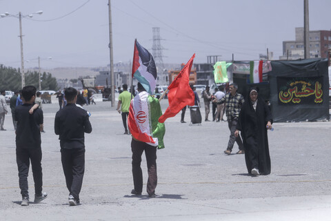 تصاویر| حضور با شکوه مردم در نماز جمعه خشم و نصر در بیرجند