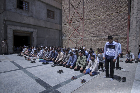 تصاویر| حضور با شکوه مردم در نماز جمعه خشم و نصر در بیرجند