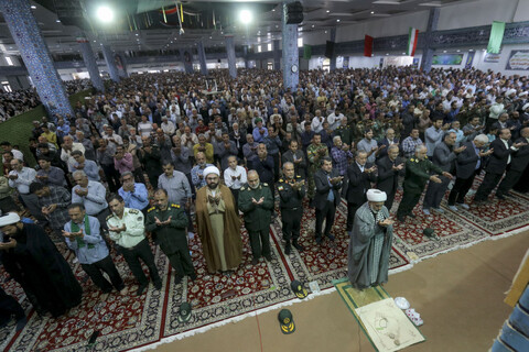 تصاویر| حضور با شکوه مردم در نماز جمعه خشم و نصر در بیرجند