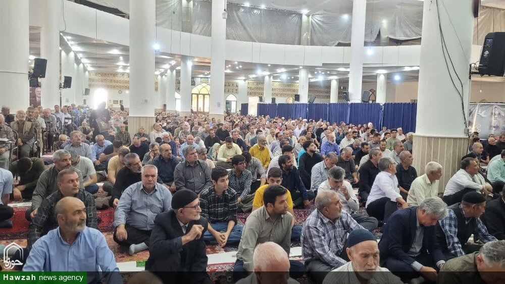 فیلم | مشت‌های گره‌کرده مردم شهید پرور در نماز جمعه نظرآباد